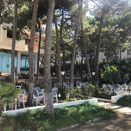 Margo Sea View 公寓